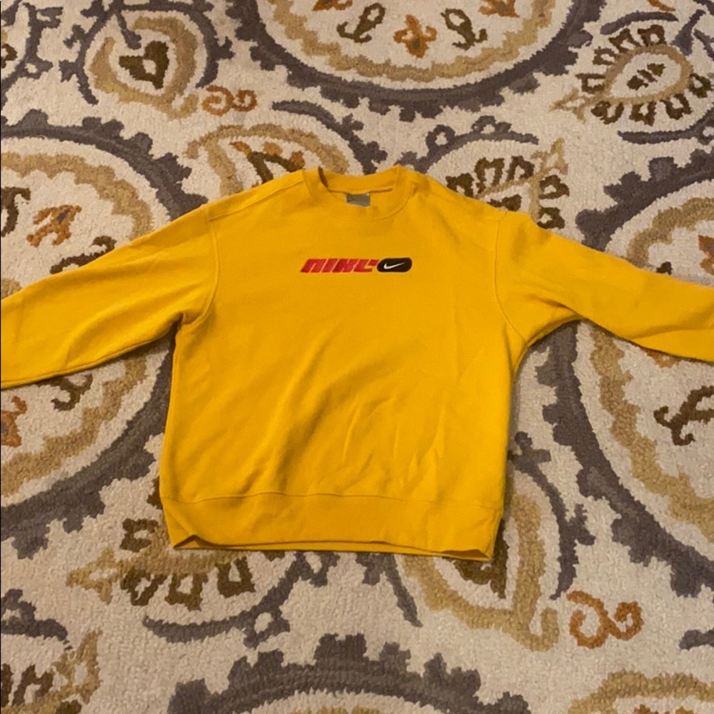 Yellow vintage Nike crew
